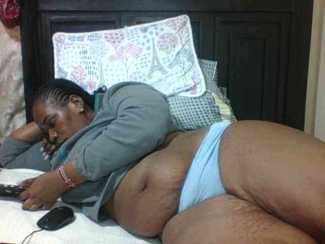 Sexyblacktits webcam