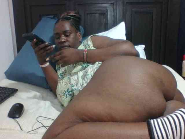 Sexyblacktits webcam