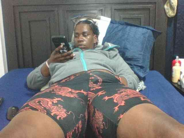 Sexyblacktits webcam