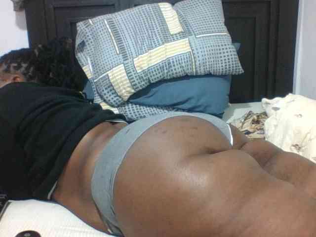 Sexyblacktits webcam