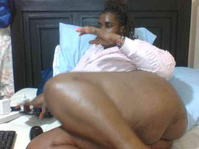 Sexyblacktits webcam