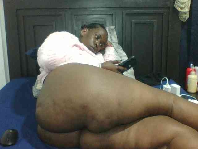 Sexyblacktits webcam