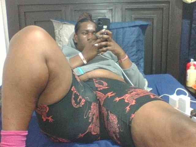 Sexyblacktits webcam