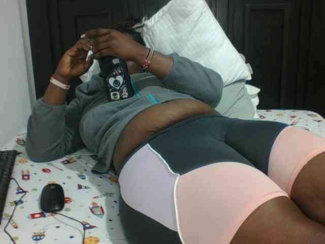 Sexyblacktits webcam