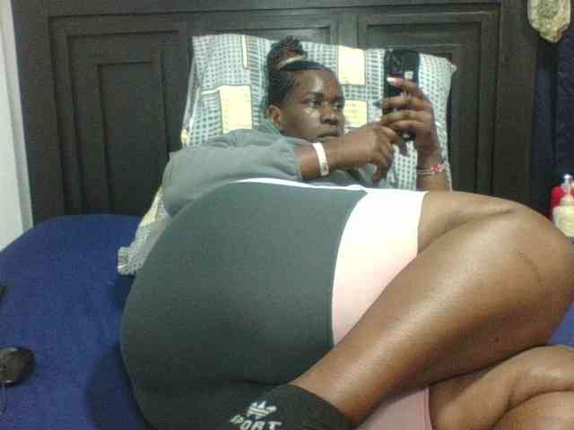 Sexyblacktits webcam