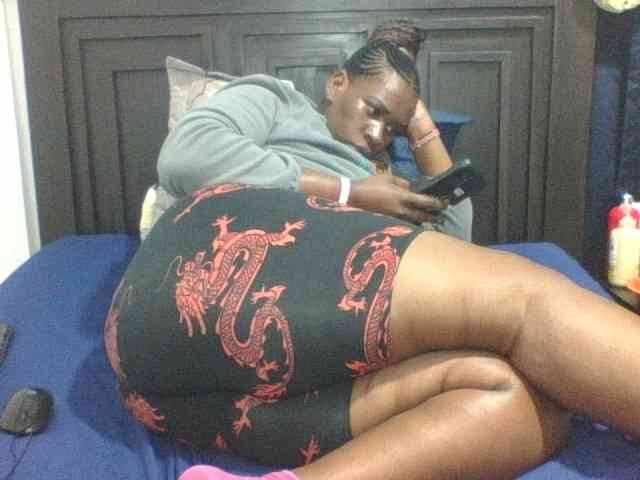 Sexyblacktits webcam