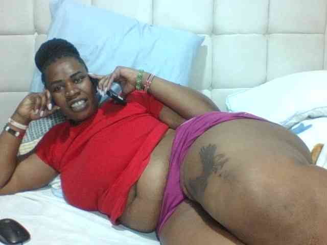 Sexyblacktits webcam