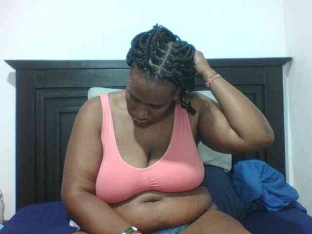 Sexyblacktits webcam