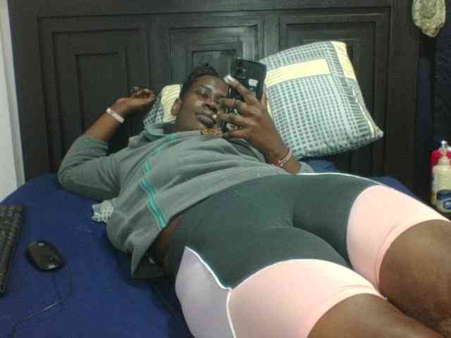 Sexyblacktits webcam