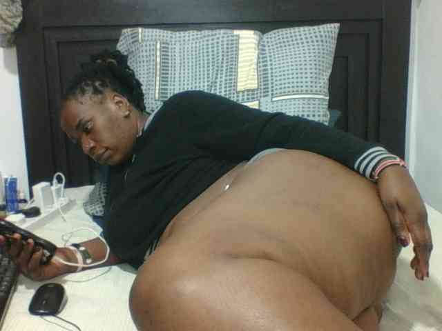 Sexyblacktits webcam