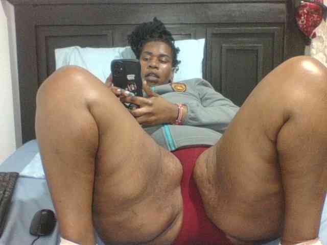 Sexyblacktits webcam