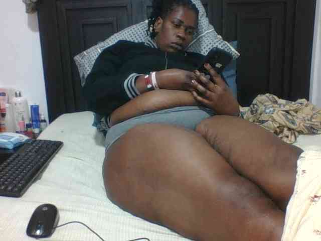 Sexyblacktits webcam