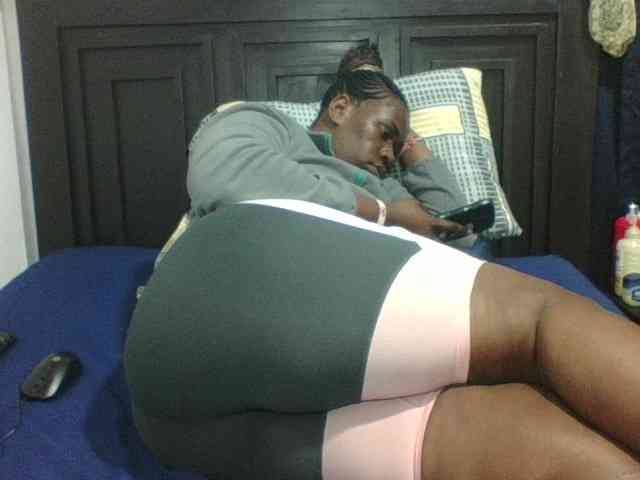 Sexyblacktits webcam