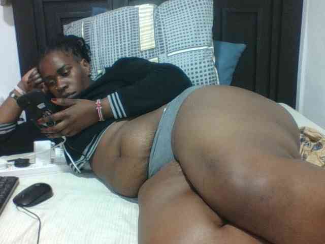 Sexyblacktits webcam