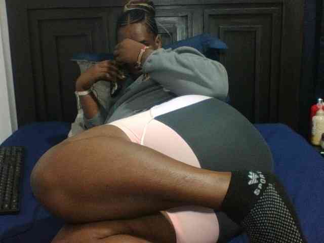 Sexyblacktits webcam