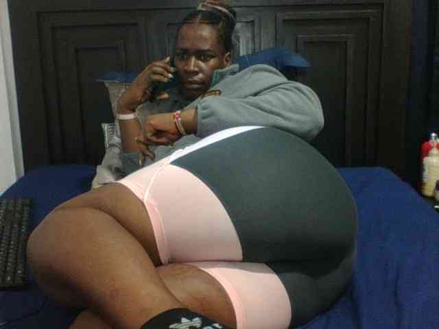 Sexyblacktits webcam