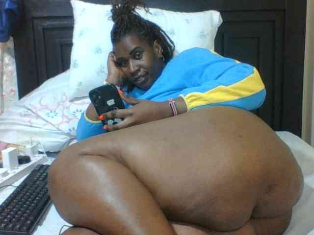 Sexyblacktits webcam