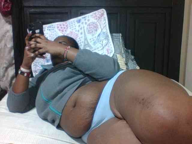 Sexyblacktits webcam