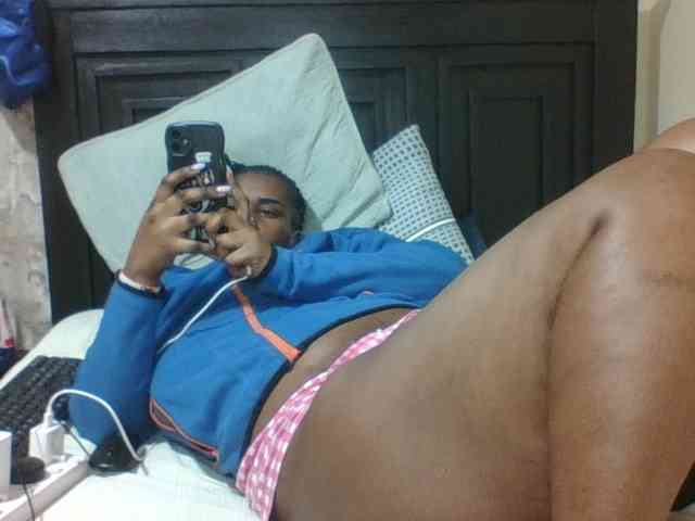 Sexyblacktits webcam