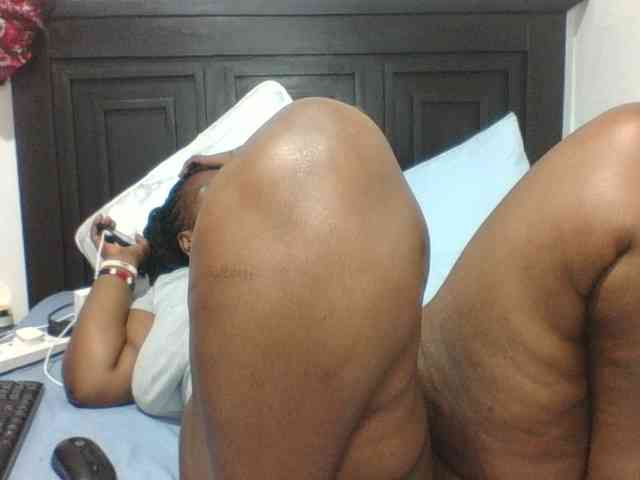 Sexyblacktits webcam