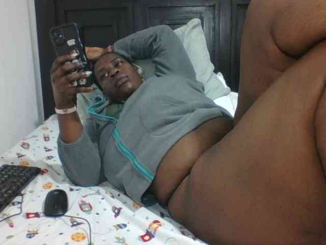 Sexyblacktits webcam