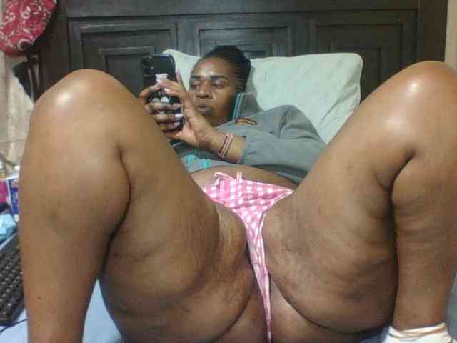 Sexyblacktits webcam