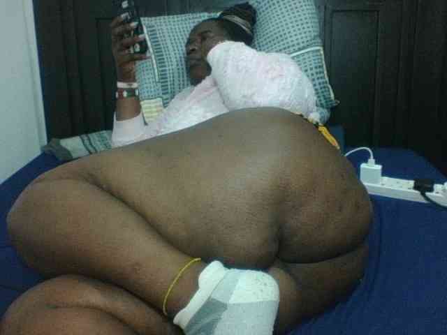 Sexyblacktits webcam