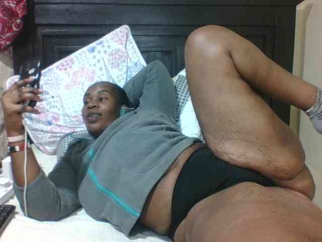 Sexyblacktits webcam