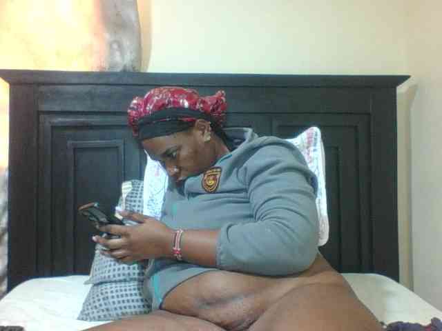 Sexyblacktits webcam