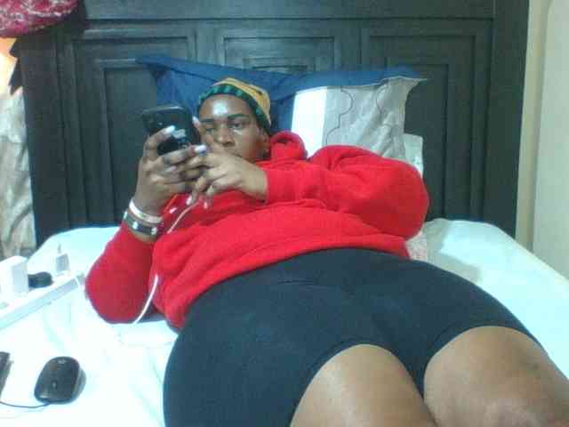 Sexyblacktits webcam