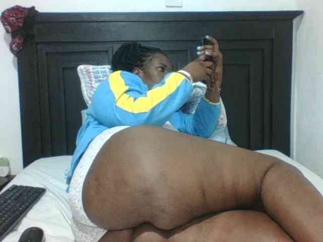 Sexyblacktits webcam