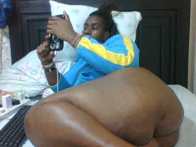 Sexyblacktits webcam