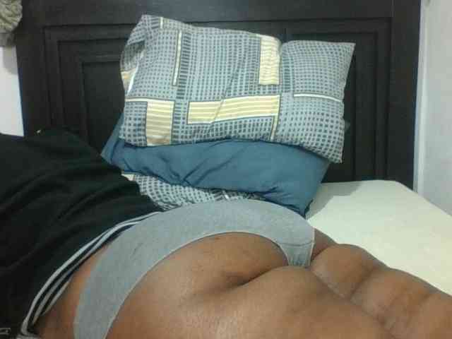 Sexyblacktits webcam