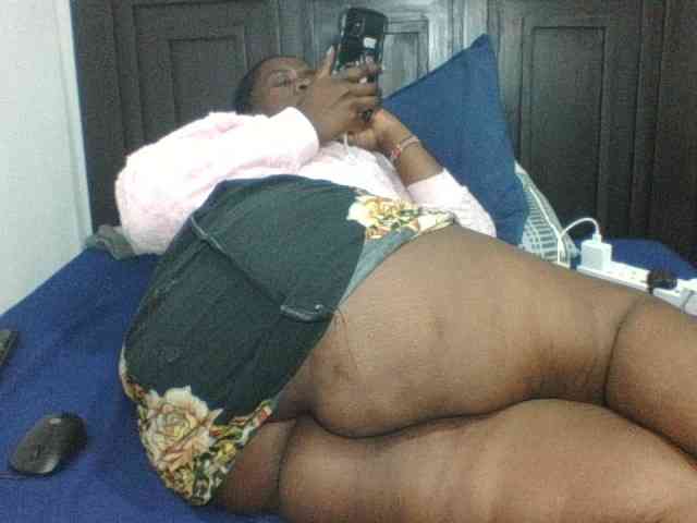 Sexyblacktits webcam