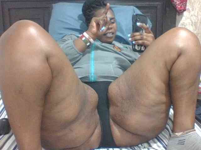 Sexyblacktits webcam