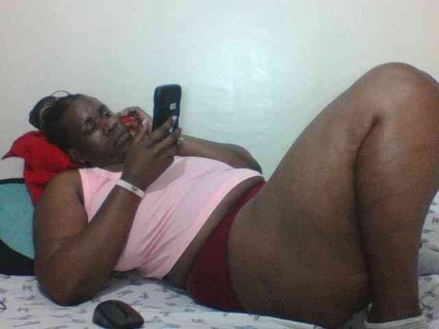 Sexyblacktits webcam