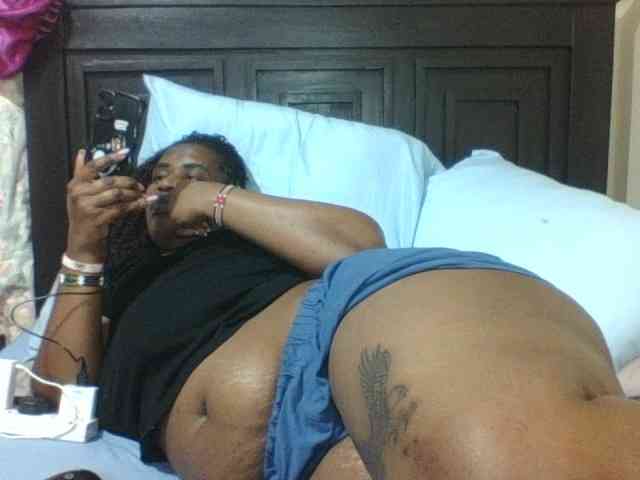 Sexyblacktits webcam
