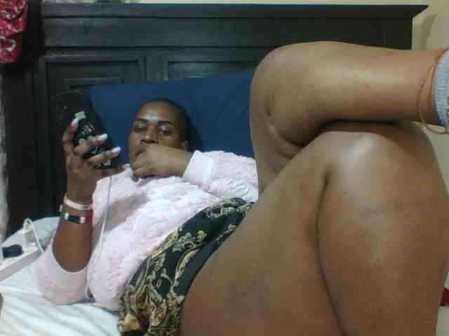 Sexyblacktits webcam