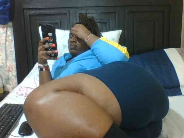 Sexyblacktits webcam