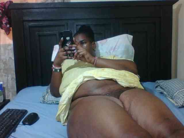 Sexyblacktits webcam