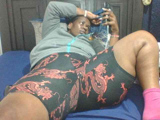 Sexyblacktits webcam