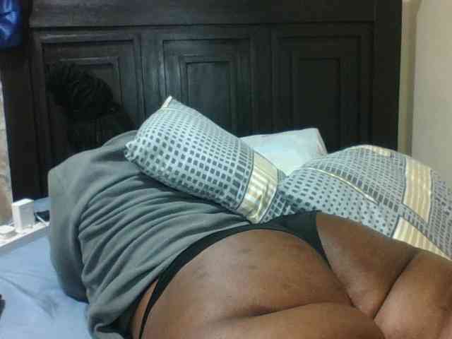 Sexyblacktits webcam