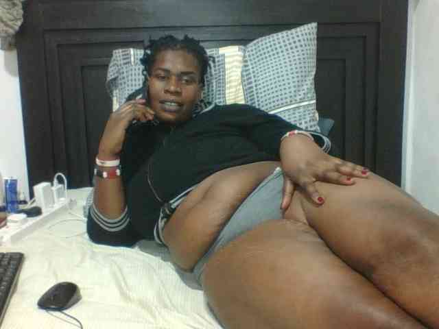 Sexyblacktits webcam