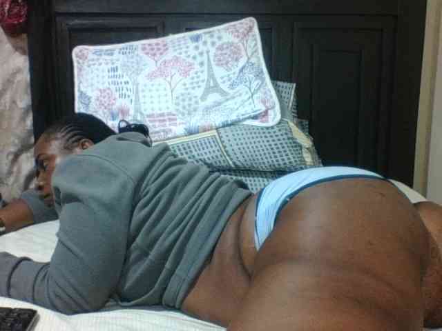 Sexyblacktits webcam