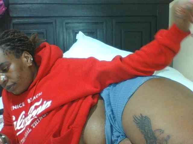Sexyblacktits webcam