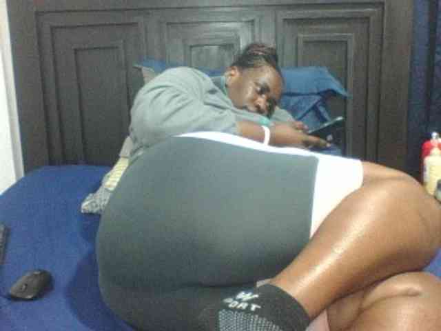 Sexyblacktits webcam