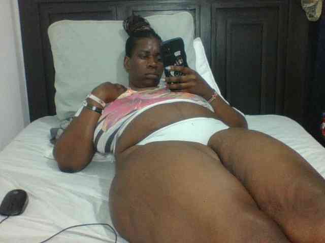 Sexyblacktits webcam