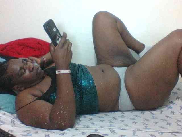 Sexyblacktits webcam