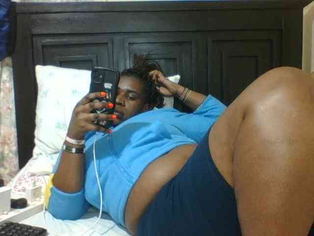 Sexyblacktits webcam
