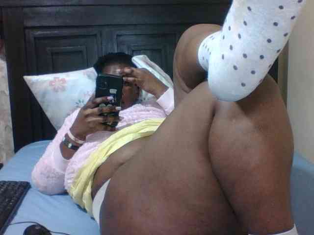 Sexyblacktits webcam